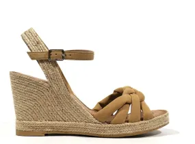 Alpargatas trenzadas color beige para mujer