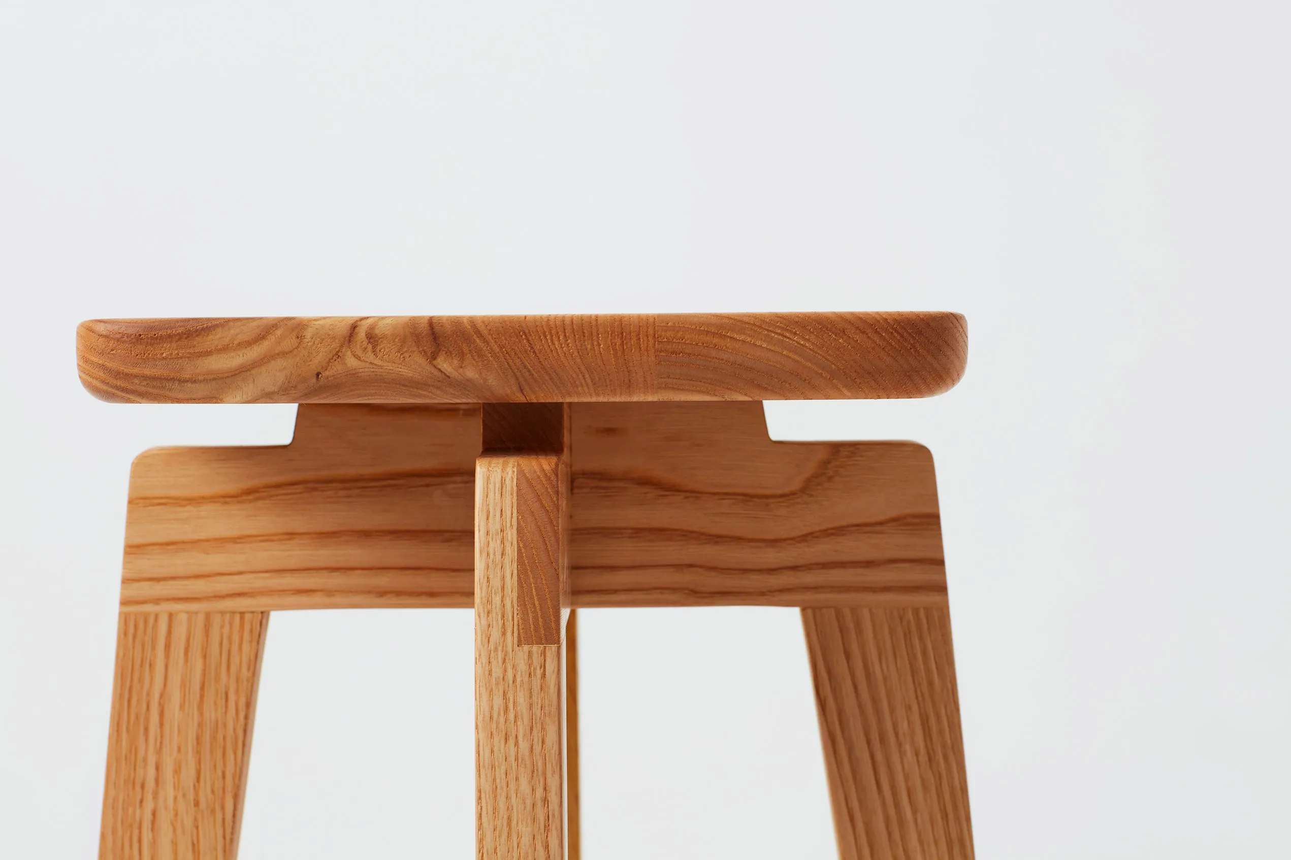 Taburete Raíz 43cm Castaño