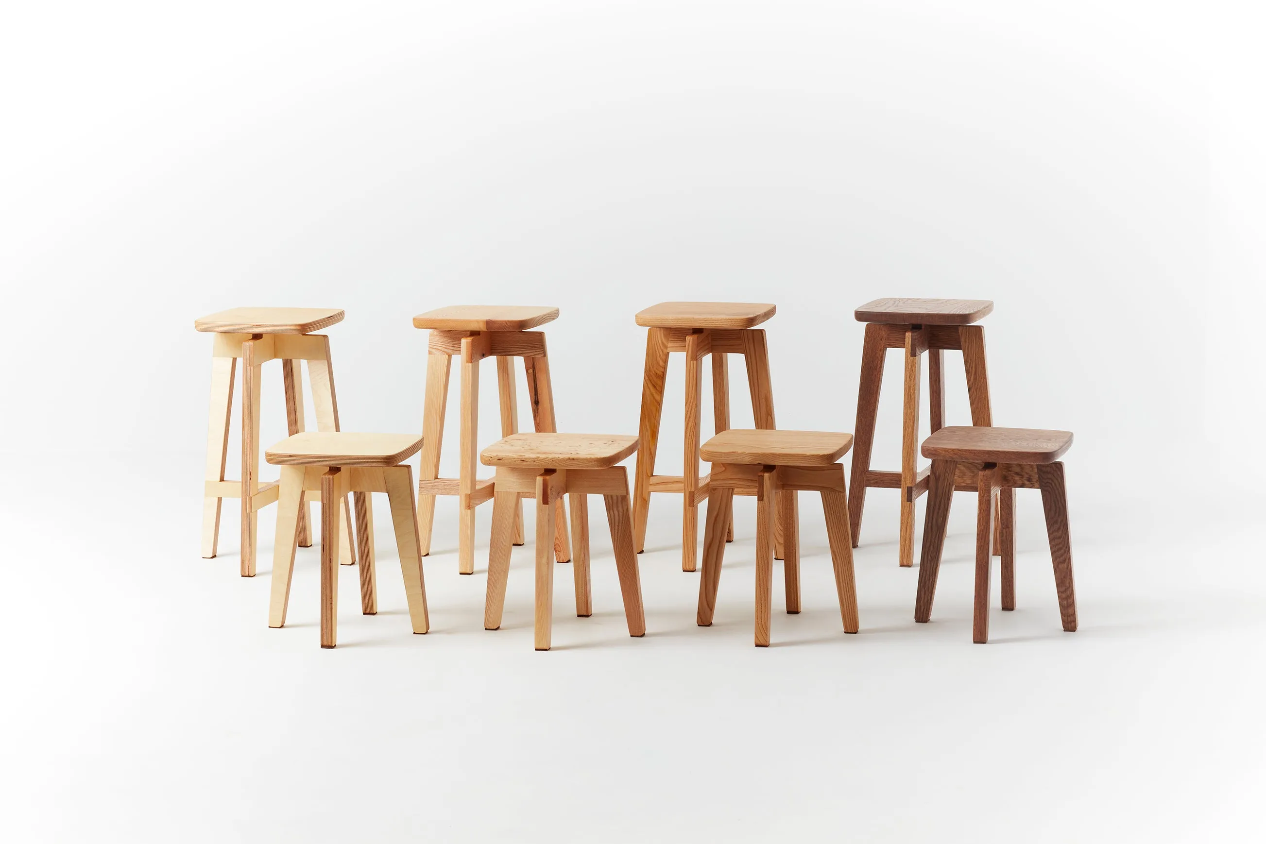 Taburete Raíz 43cm Castaño